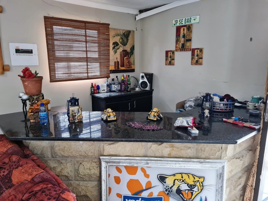 3 Bedroom Property for Sale in Universitas Free State